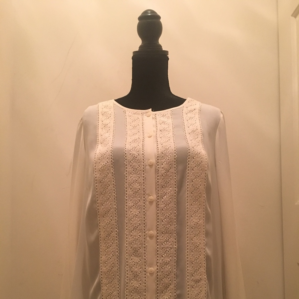 Lauren Conrad Folkloric Fall Lace Blouse-NWT